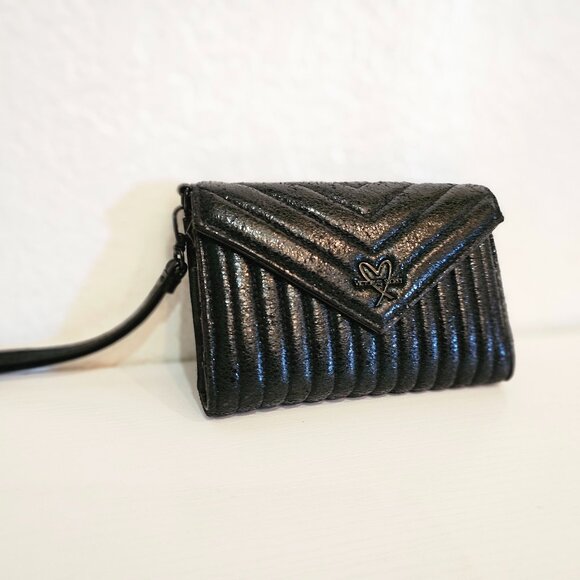 V.S. Black HEART Wristlet - Picture 1 of 3